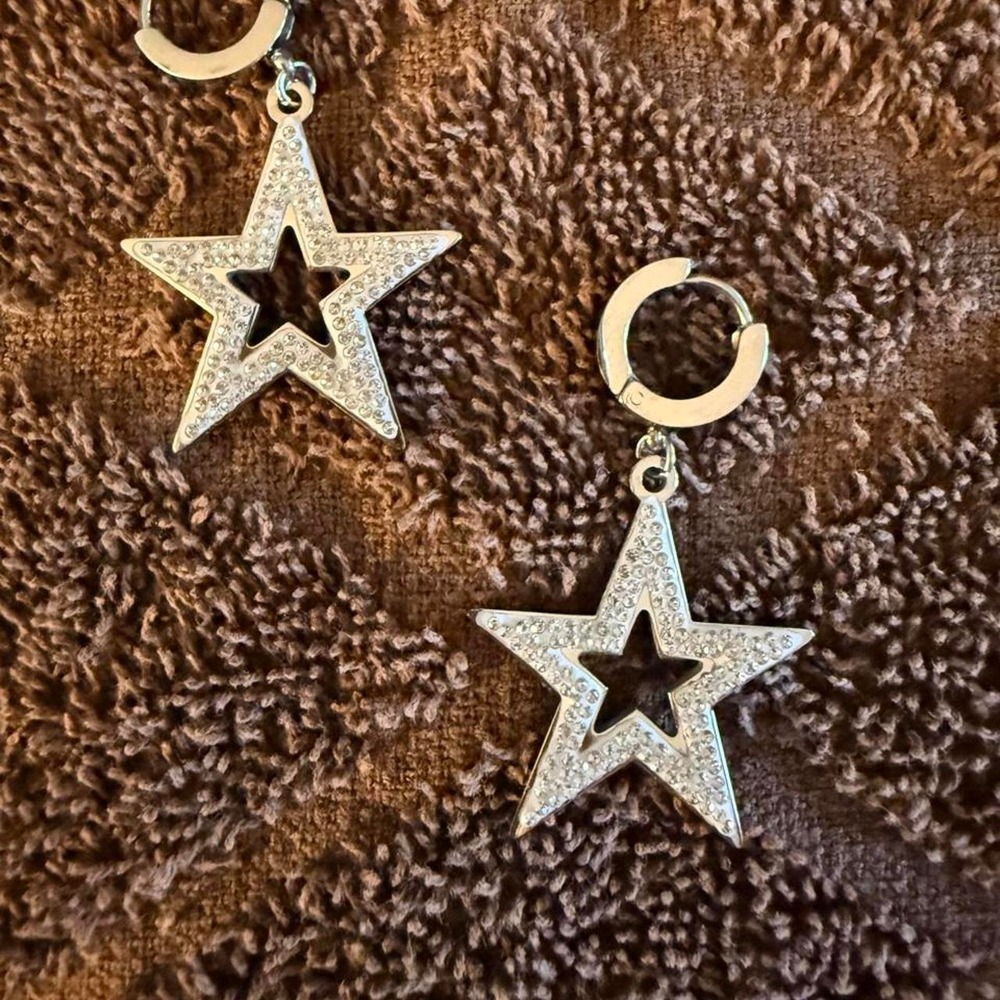 Brand New Silver-Tone Rhinestone Star Dangle Earrings
